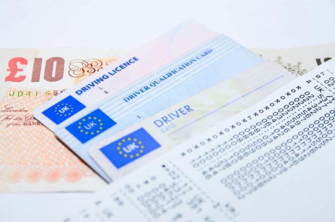 イギリスで発行された免許証の情報が間違っていた時の対処法 イギリスで発行された免許証の情報が間違っていた時の対処法