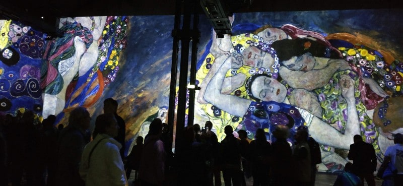 映像と音響が炸裂する パリのクリムト作品インスタレーションが美しい Atelier Des Lumieres ウツミチ ロンドン暮らし